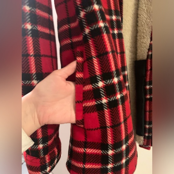 Soho Threads Red Sherpa Lined Flannel Shacket XXL - Picture 7 of 10